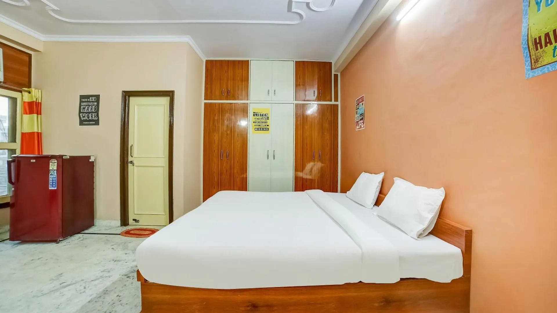 Διαμέρισμα Hotel O Royal Homes Inn Γκουργκάον