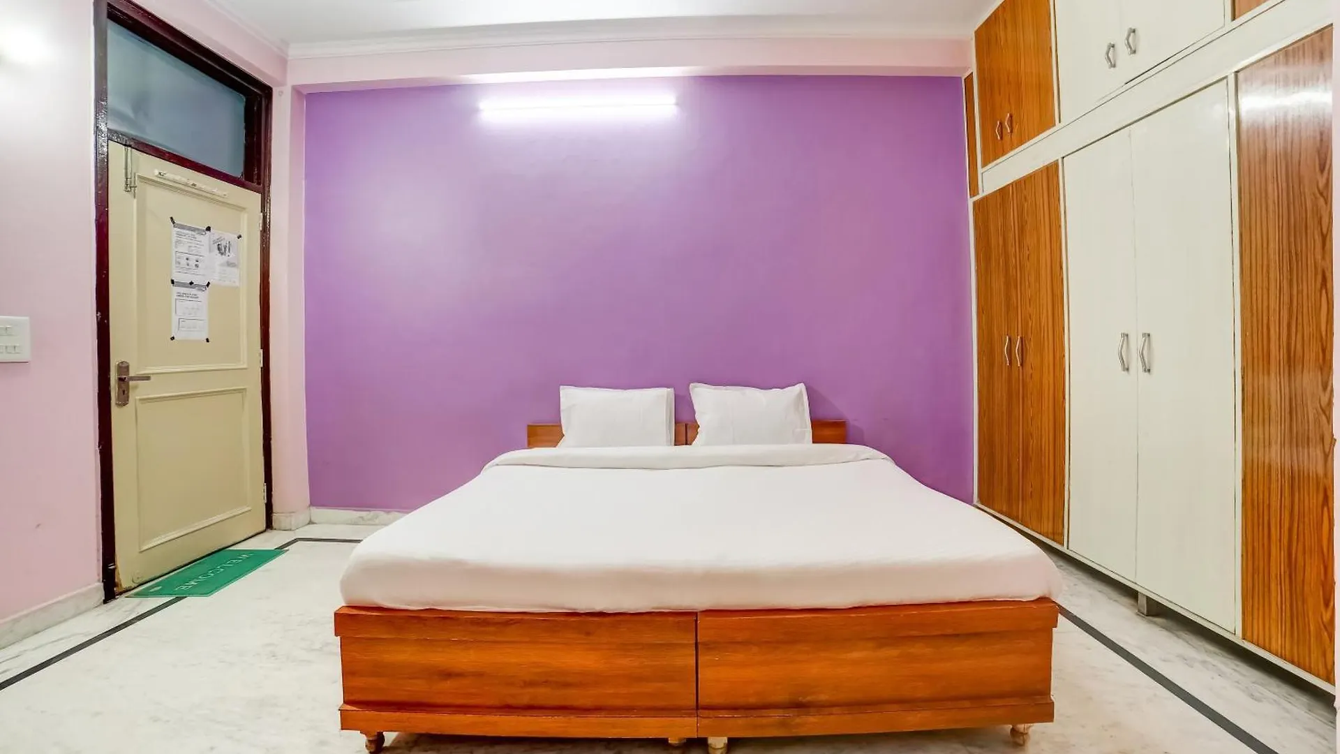 Διαμέρισμα Hotel O Royal Homes Inn Γκουργκάον